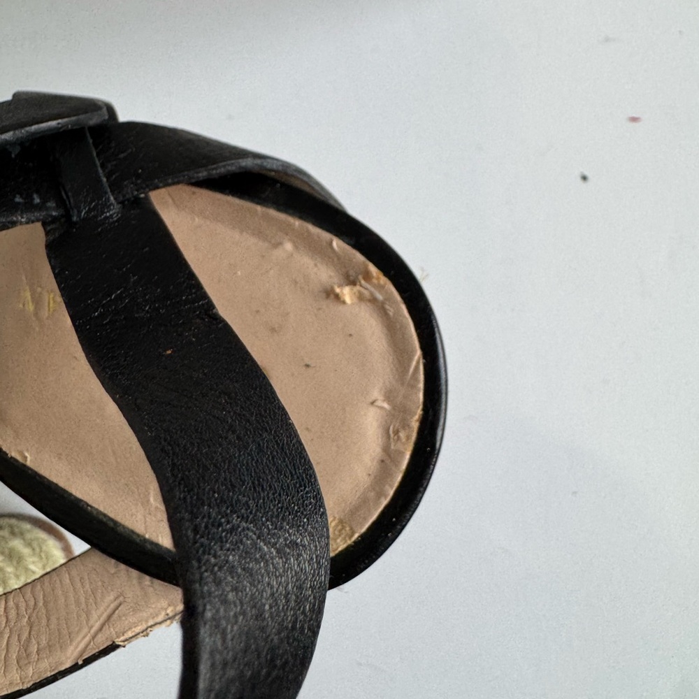 Cole Haan Elizabeth Wedge Sandal Black Leather T-Strap Espadrille Size 8 - Picture 16 of 16